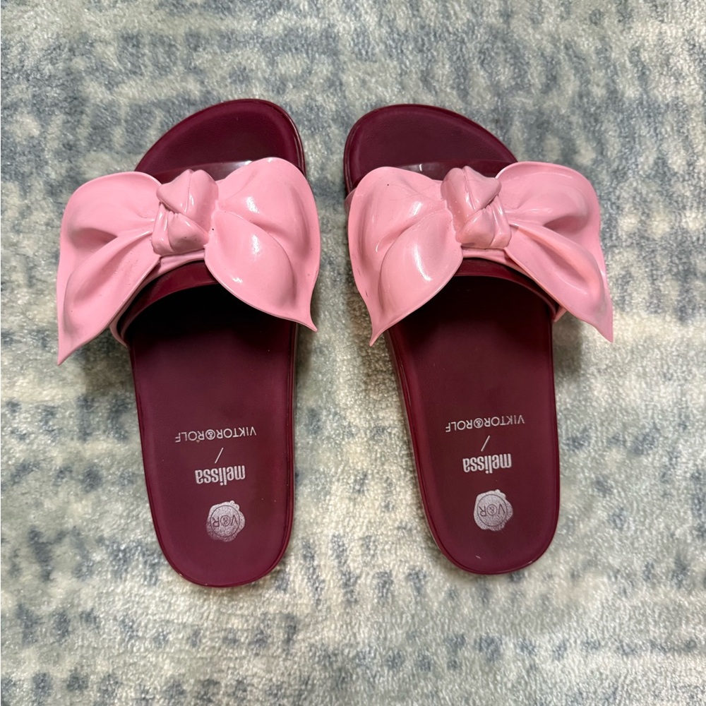 Melissa X Victor & Rolf Pink and Burgundy Bow Slide Sandals